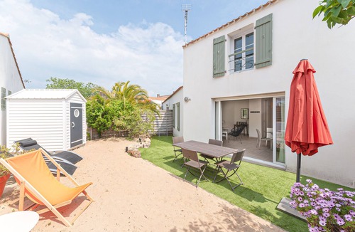 Noirmoutier-en-l'Ile House | House with garden 5 minutes from the beach