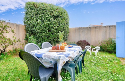 Noirmoutier-en-l'Ile Ski Chalet | House with garden at 300m from Sableaux beach