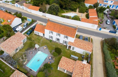 Noirmoutier-en-l'Ile House | House with garden and swimming pool