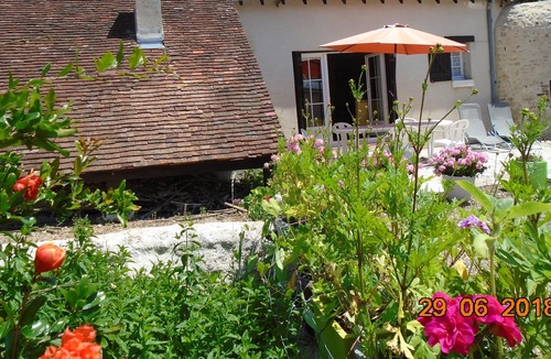 Lussault-sur-Loire House | House with garden