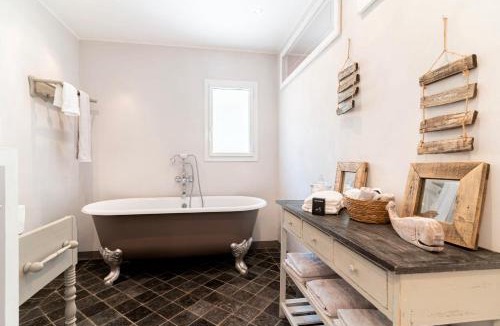 Montaleigne House | House with garden in Saint-Laurent-du-Var