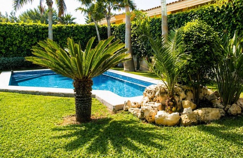 Colinas de San Antonio Villa | House with garden and private pool