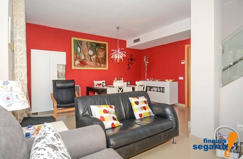 El Roc de Sant Gaieta House | House with garden, pool and barbecue