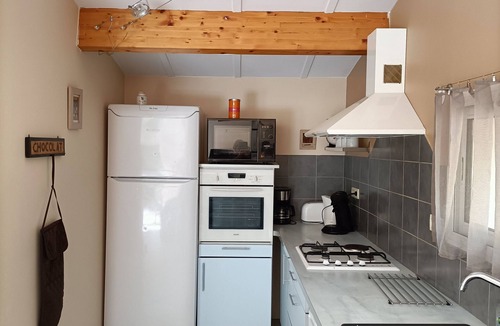 Aubenas House | House with garden