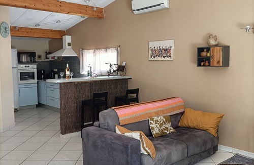 Aubenas House | House with garden