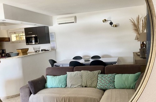 Bonifacio Villa | House with garden