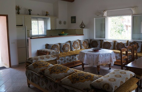 Pinarellu House | House with garden