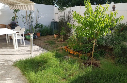 Les Hauts de Massane House | House with garden in a quiet and natural area