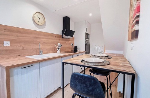 Louviers House | House with garden - sauna and whirlpool