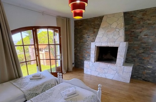 Santa Susanna Villa | House with heated pool 29ºC