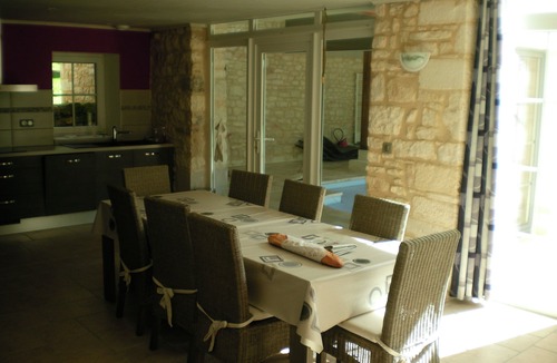 Jayac House | HOUSE WITH HEATED INDOOR POOL