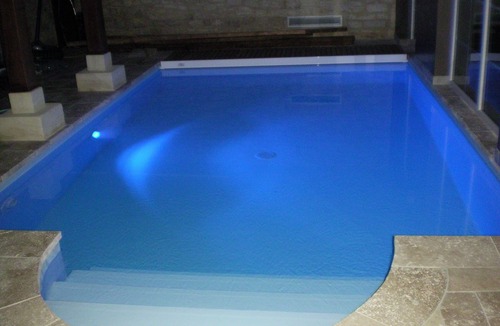 Jayac House | HOUSE WITH HEATED INDOOR POOL