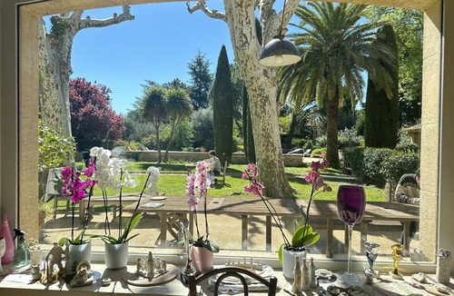 Caderousse House | House with heated pool, jacuzzi and sauna for 15 people