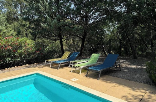 Montauriol House | House with heated pool between sea and mountains