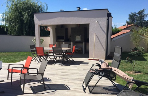 Taluyers House | House with heated pool and summer kitchen