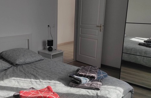 Villemarechal House | House with Jacuzzi for 5 people