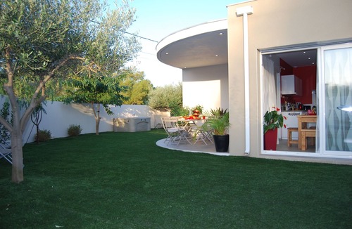 Le Grau-dʼAgde House | HOUSE with Jacuzzi 200 m grau beach CAP D'AGDE