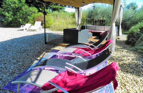 La Roque-sur-Ceze House | House with large swimming pool and enclosed garden, on the river bank with direct access