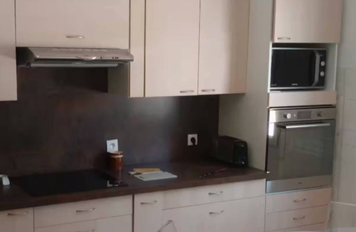 Serres House | House with lake and mountain views close to nautical complex ideal for families