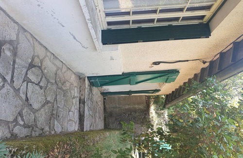 Revel House | House with lake view