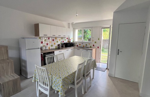 Guerande House | House with large garden