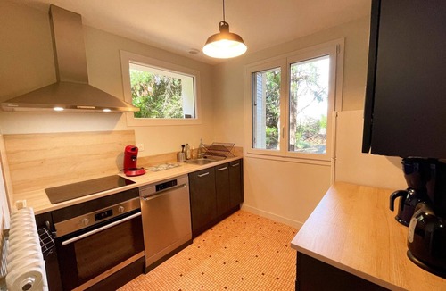 Meusnes Cottage | House with large garden and WIFI