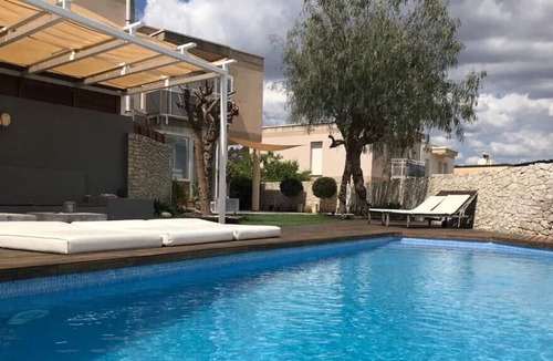 Segur de Calafell House | House with pool and chill out with sea views