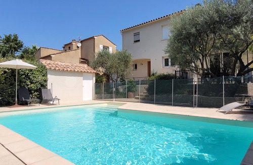 Saint-Gely-du-Fesc House | House with pool near Montpellier