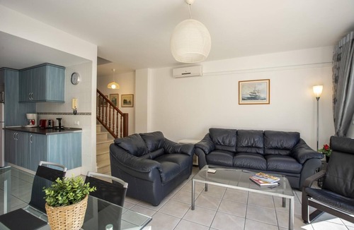 Empuriabrava House | House with pool 100 m from the beach