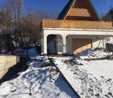 Crni Lug House | House with Pool and Sauna