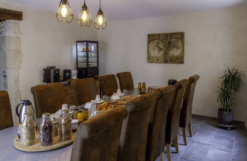 Salavas House | House with pool and spa