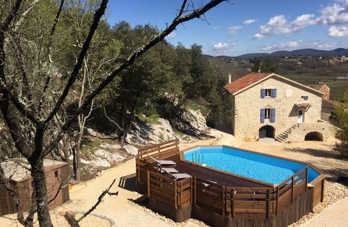 Salavas House | House with pool and spa