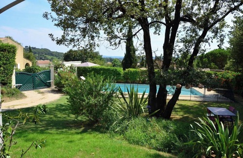 Chusclan House | HOUSE WITH POOL BETWEEN AVIGNON NÎMES AND ORANGE