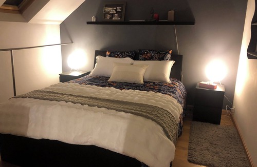 Poigny la Foret Bed & Breakfast | House with pool in the Chevreuse valley