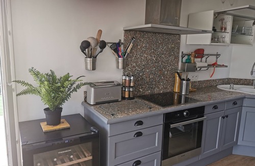 Groisy House | House with pool-large enclosed grounds-trampoline