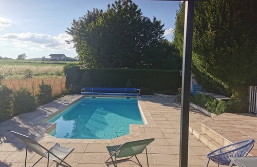 Groisy House | House with pool-large enclosed grounds-trampoline