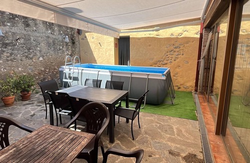 El Rourell Villa | House with pool, ping pong and bbq 15min beach