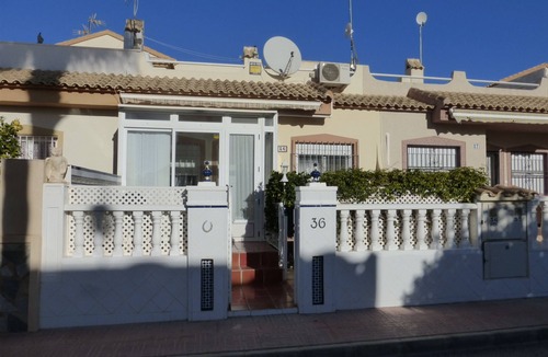 La Florida House | House with Pool, Solarium and Wifi