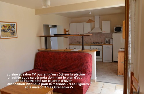 Les Albres House | House with pool under conservatory, large terrace overlooking the private pond