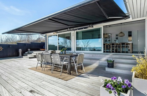 Hvidbjerg Strand House | House with private beach by Vejle Fjord
