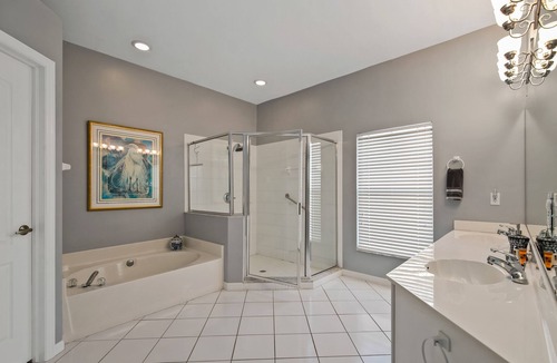 Falcons Glen House | House with Private Heated Pool on Golf Course