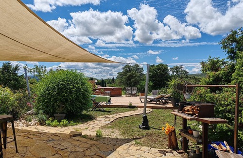 Lagorce House | House with private Jacuzzi