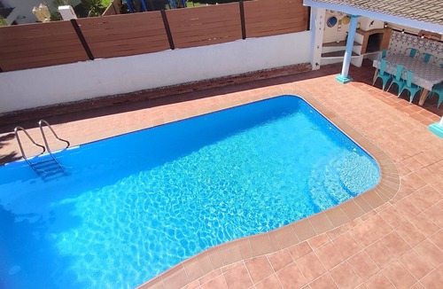 El Vendrell House | House with private pool and wi. fi