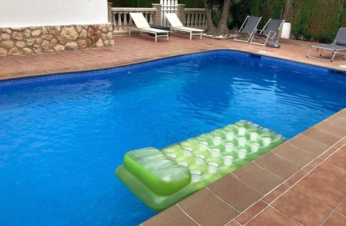El Vendrell House | House with private pool and wi. fi