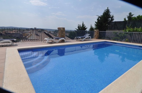 L'Escala Villa | House with private pool, wifi, barbecue