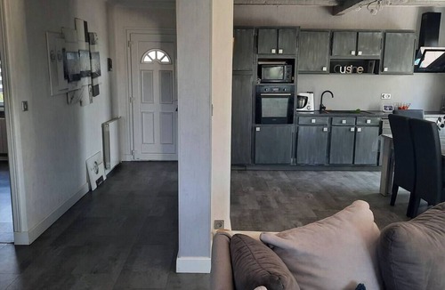 Villette-de-Vienne House | House with swimming pool