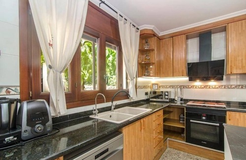 Canyelles House | House with saline pool 5 minutes from Sitges