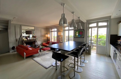 Trouville-sur-Mer House | House with sea view next to the beach