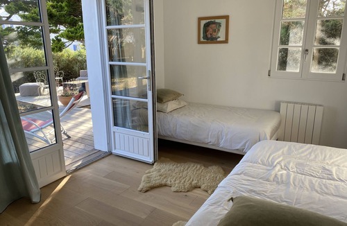 Ile d'Yeu House | House with sea view - Plage Vieilles - 4 bedrooms - sleeps 8