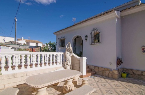 La Empedrola Ski Chalet | House with sea views - Cucarres